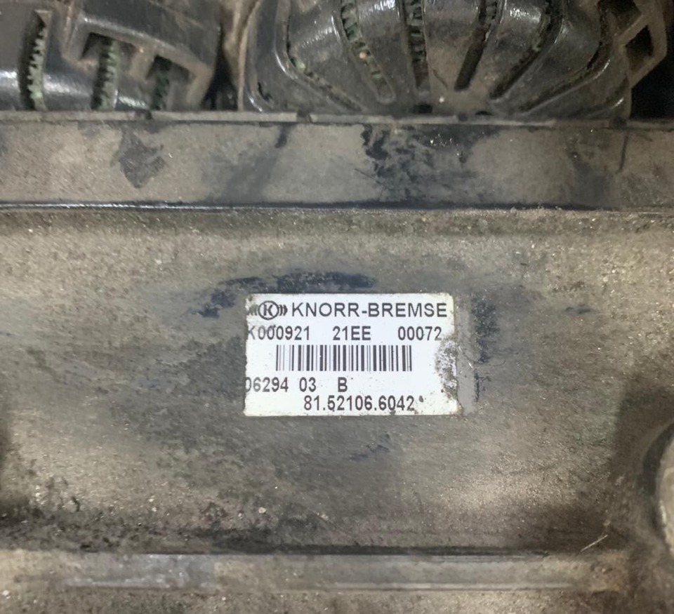 Knorr-Bremse Dwukanałowy 81.52106.6042 MAN TGA TGX TGS truck - Van phanh cho Xe tải: hình 3 Knorr-Bremse Dwukanałowy 81.52106.6042 MAN TGA TGX TGS truck - Van phanh cho Xe tải: hình 3