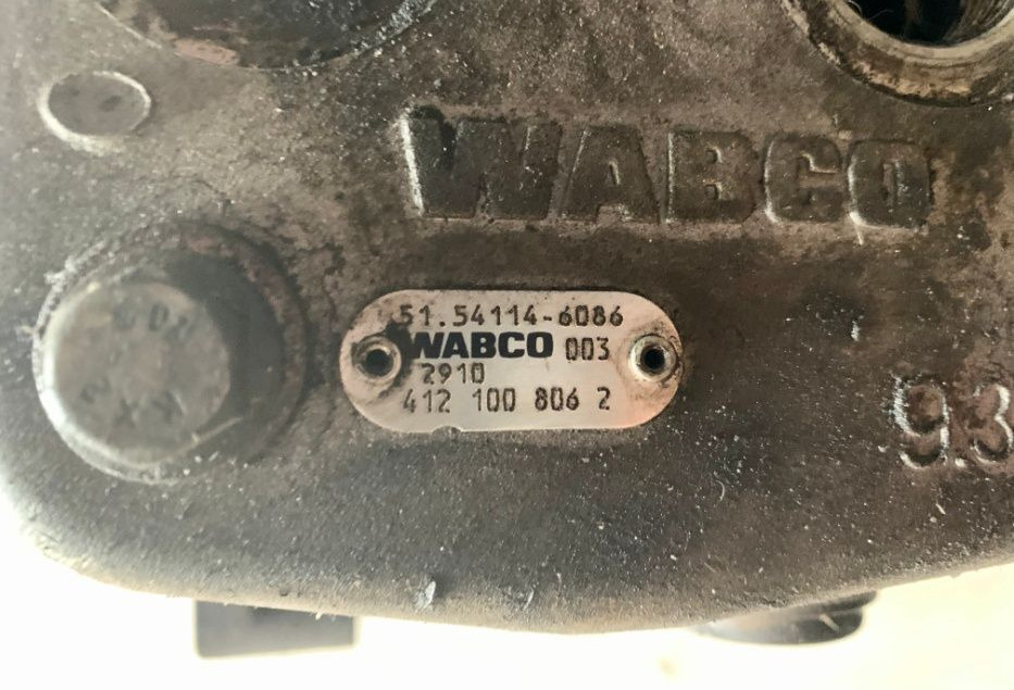 WABCO 2 cylindry oryginał 51.54112-3028 MAN TGA 51.54112-3028 - Bộ nén phanh hơi cho Xe tải: hình 5 WABCO 2 cylindry oryginał 51.54112-3028 MAN TGA 51.54112-3028 - Bộ nén phanh hơi cho Xe tải: hình 5