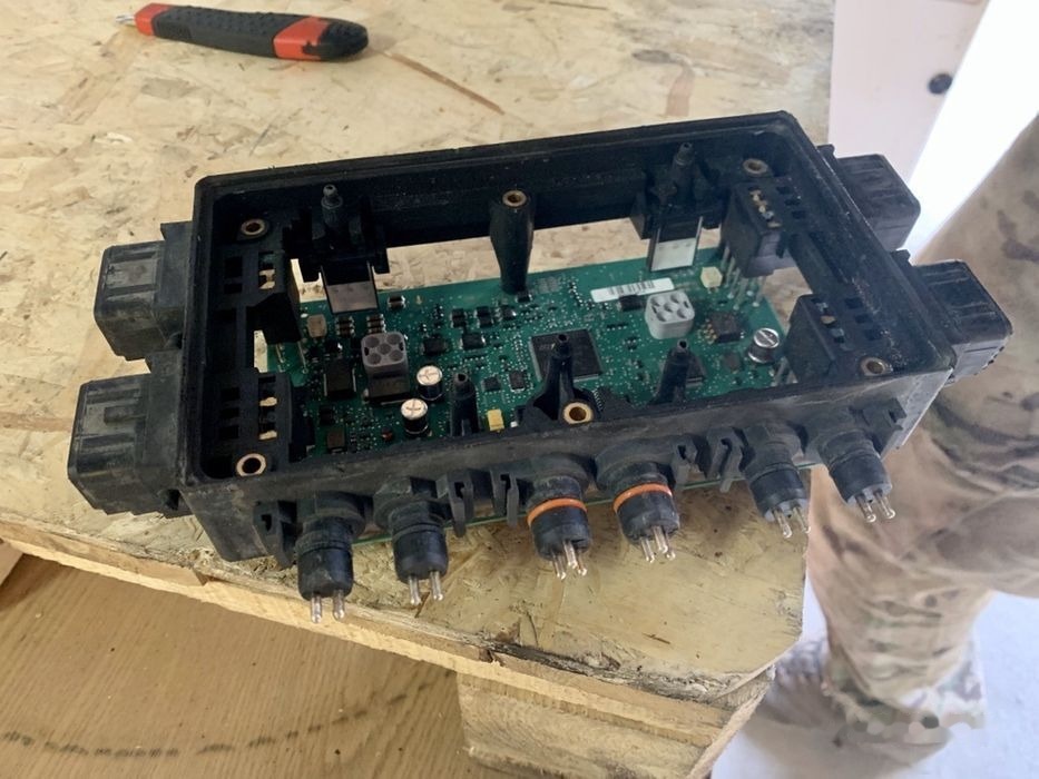 WABCO Elektronika D E TEBS E Modulator naczepa hurt części - Cầu chì cho Rơ moóc: hình 1 WABCO Elektronika D E TEBS E Modulator naczepa hurt części - Cầu chì cho Rơ moóc: hình 1