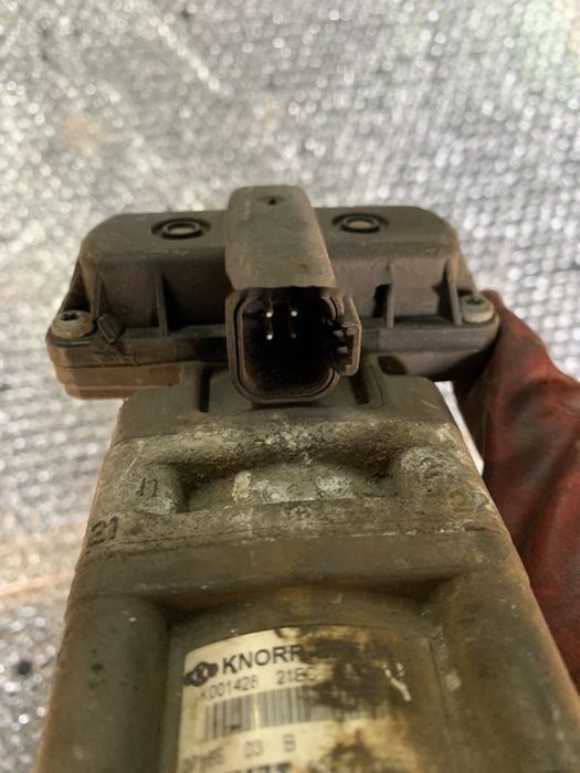 Zawór hamulcowy Oryginał Hurt K001428 Renault Magnum 440 DXI - Van cho Xe tải: hình 4 Zawór hamulcowy Oryginał Hurt K001428 Renault Magnum 440 DXI - Van cho Xe tải: hình 4