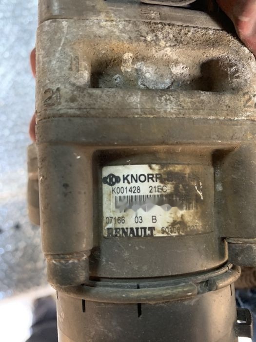 Zawór hamulcowy Oryginał Hurt K001428 Renault Magnum 440 DXI - Van cho Xe tải: hình 3 Zawór hamulcowy Oryginał Hurt K001428 Renault Magnum 440 DXI - Van cho Xe tải: hình 3