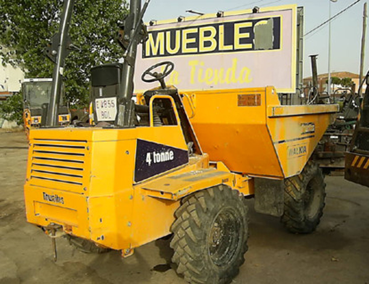 Dumper Frontal Thawaites MACH 340 - Xe ben đổ mini: hình 1 Dumper Frontal Thawaites MACH 340 - Xe ben đổ mini: hình 1