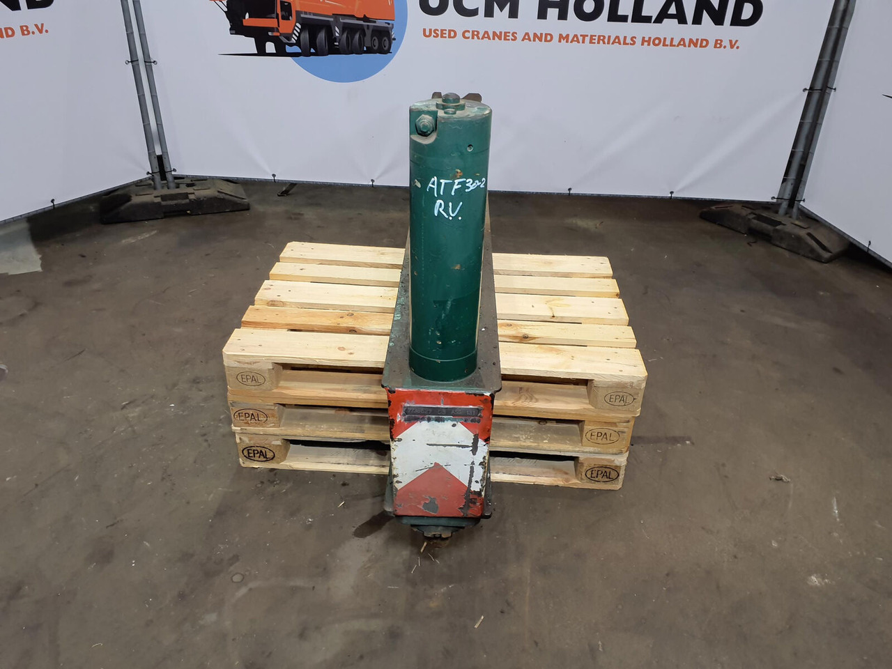 FAUN ATF 30-2 outrigger beam front complete - Hệ thống treo cho Cẩu bánh lốp: hình 5 FAUN ATF 30-2 outrigger beam front complete - Hệ thống treo cho Cẩu bánh lốp: hình 5