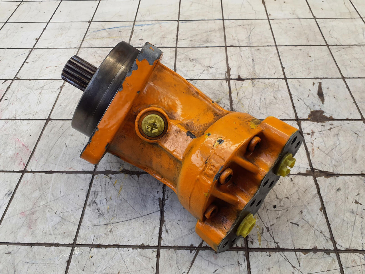 FAUN ATF 60-3 hydraulic winch engine - Bơm thủy lực cho Cẩu bánh lốp: hình 2 FAUN ATF 60-3 hydraulic winch engine - Bơm thủy lực cho Cẩu bánh lốp: hình 2