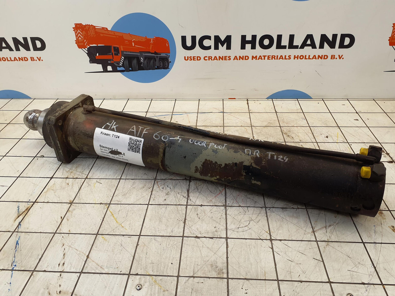 FAUN ATF 60-4 outrigger cylinder front - Xi lanh thủy lực cho Cần cẩu: hình 2 FAUN ATF 60-4 outrigger cylinder front - Xi lanh thủy lực cho Cần cẩu: hình 2