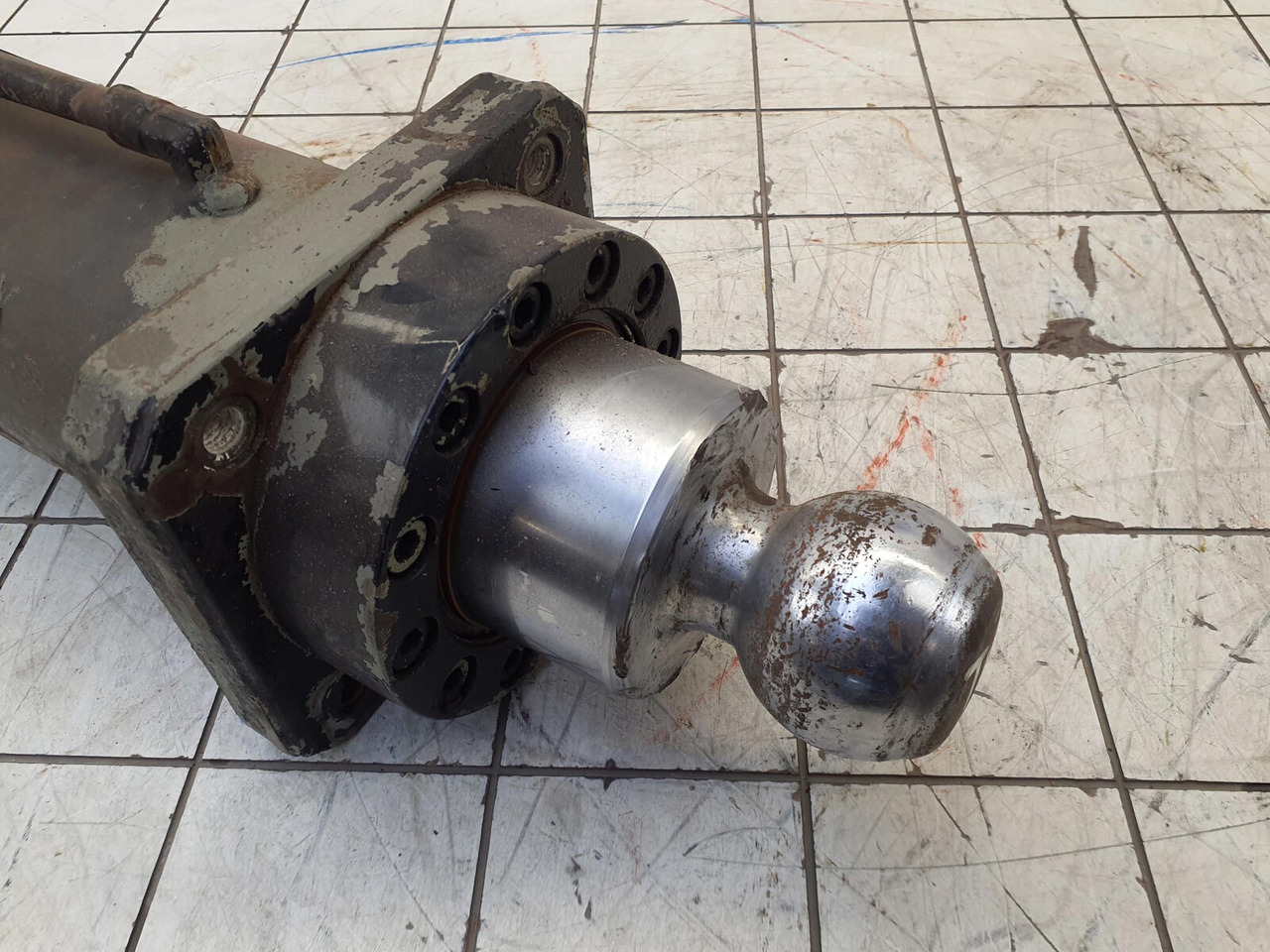 FAUN ATF 60-4 outrigger cylinder front - Xi lanh thủy lực cho Cần cẩu: hình 5 FAUN ATF 60-4 outrigger cylinder front - Xi lanh thủy lực cho Cần cẩu: hình 5