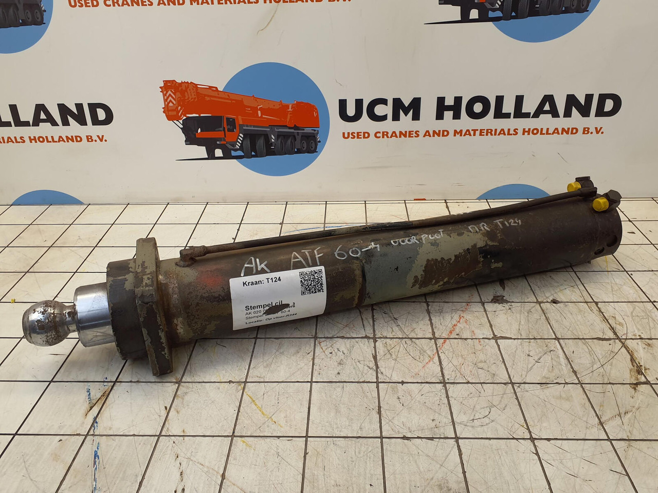 FAUN ATF 60-4 outrigger cylinder front - Xi lanh thủy lực cho Cần cẩu: hình 1 FAUN ATF 60-4 outrigger cylinder front - Xi lanh thủy lực cho Cần cẩu: hình 1