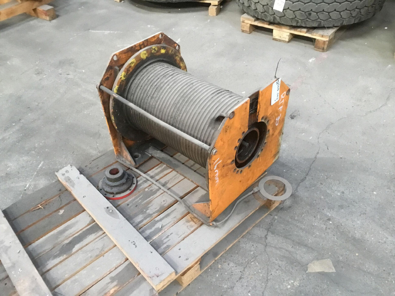 FAUN RTF 30 winch - Tay quay cho Cẩu bánh lốp: hình 2 FAUN RTF 30 winch - Tay quay cho Cẩu bánh lốp: hình 2