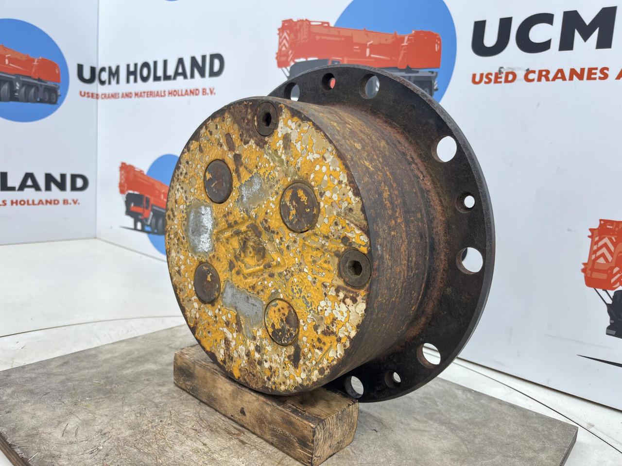 FAUN RTF 50 Planetary gear 19-22-65-36-4pl-H123-24 - Mô tơ di chuyển cho Cẩu bánh lốp: hình 2 FAUN RTF 50 Planetary gear 19-22-65-36-4pl-H123-24 - Mô tơ di chuyển cho Cẩu bánh lốp: hình 2