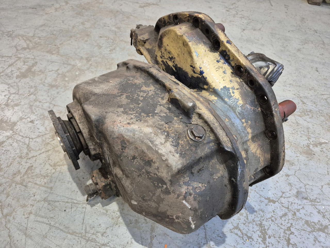 FAUN RTF 60 mid differential 12 x 27 - Bộ vi sai cho Cẩu bánh lốp: hình 4 FAUN RTF 60 mid differential 12 x 27 - Bộ vi sai cho Cẩu bánh lốp: hình 4