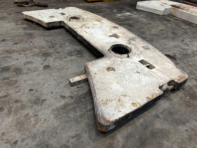 Faun ATF 50-3 counterweight 1,1 ton - Đối trọng cho Máy móc xây dựng: hình 2 Faun ATF 50-3 counterweight 1,1 ton - Đối trọng cho Máy móc xây dựng: hình 2
