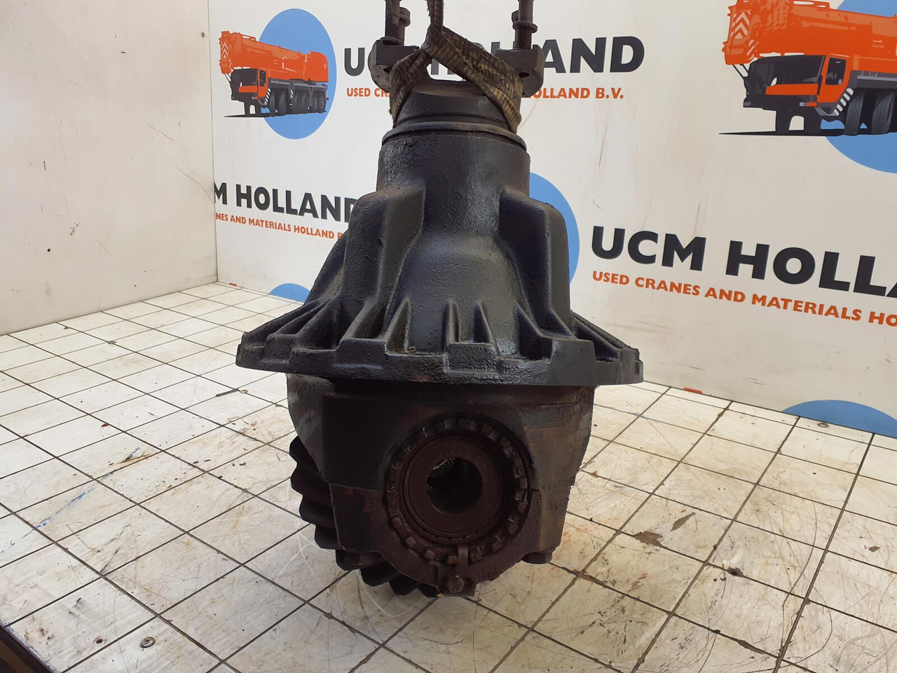 Grove AT 750 BE Differential 12x27 - Bộ vi sai cho Cẩu bánh lốp: hình 1 Grove AT 750 BE Differential 12x27 - Bộ vi sai cho Cẩu bánh lốp: hình 1
