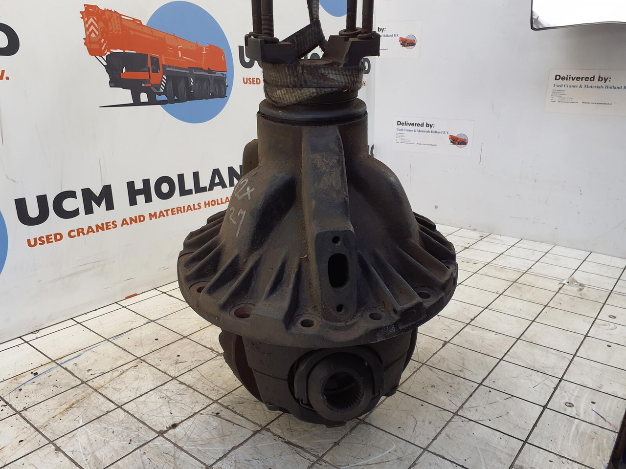 Grove AT 750 BE Differential 12x27 axle 3 - Bộ vi sai cho Cần cẩu: hình 3 Grove AT 750 BE Differential 12x27 axle 3 - Bộ vi sai cho Cần cẩu: hình 3