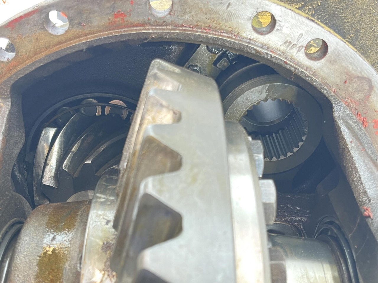 Grove AT 880 axle 3 drive through diff 13x35 - Bộ vi sai cho Cẩu bánh lốp: hình 5 Grove AT 880 axle 3 drive through diff 13x35 - Bộ vi sai cho Cẩu bánh lốp: hình 5
