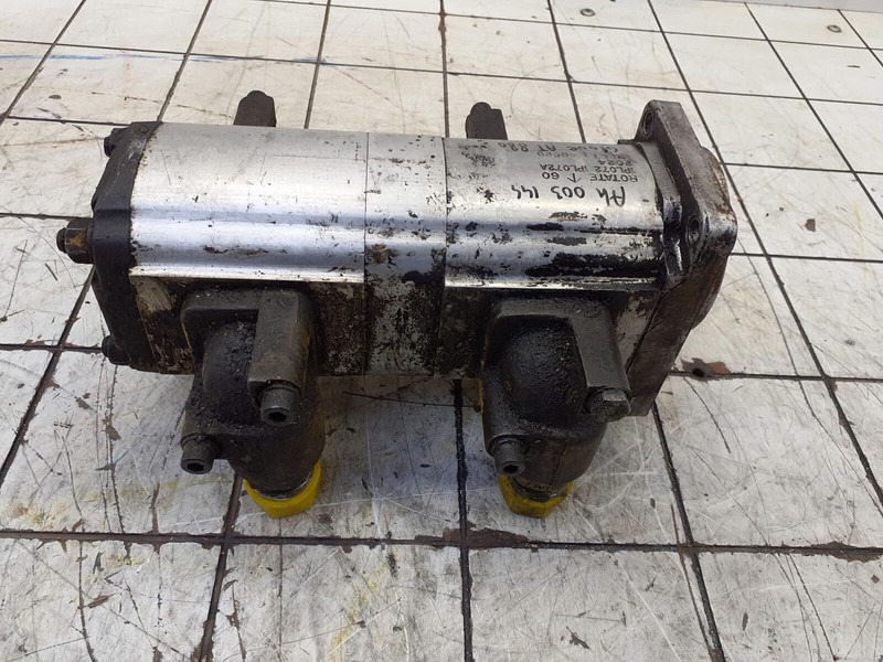 Grove AT 880 dual gear pump - Bơm thủy lực cho Cần cẩu: hình 5 Grove AT 880 dual gear pump - Bơm thủy lực cho Cần cẩu: hình 5