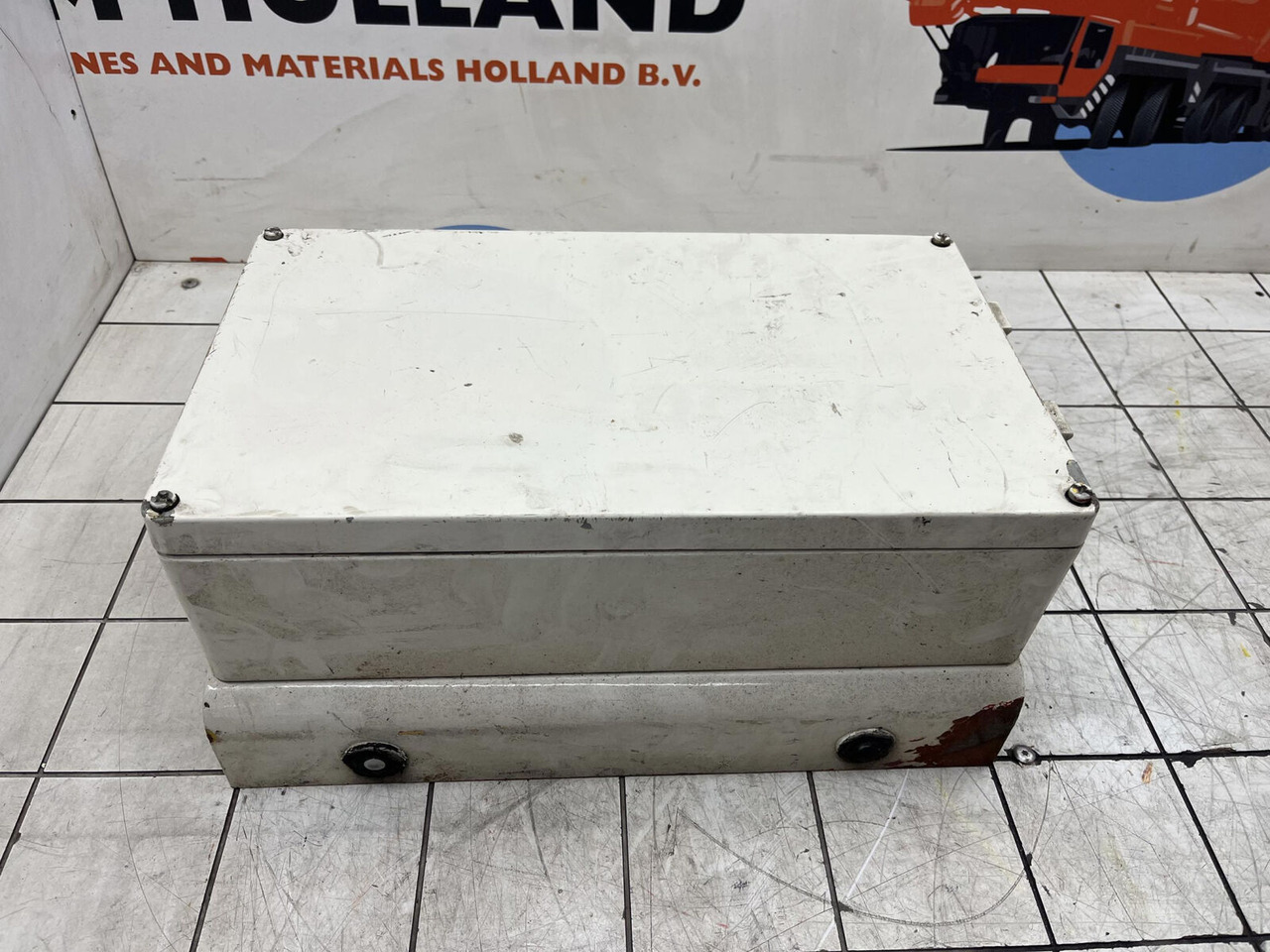 Grove GMK 3055 angle unit - Linh kiện điện cho Cẩu bánh lốp: hình 4 Grove GMK 3055 angle unit - Linh kiện điện cho Cẩu bánh lốp: hình 4