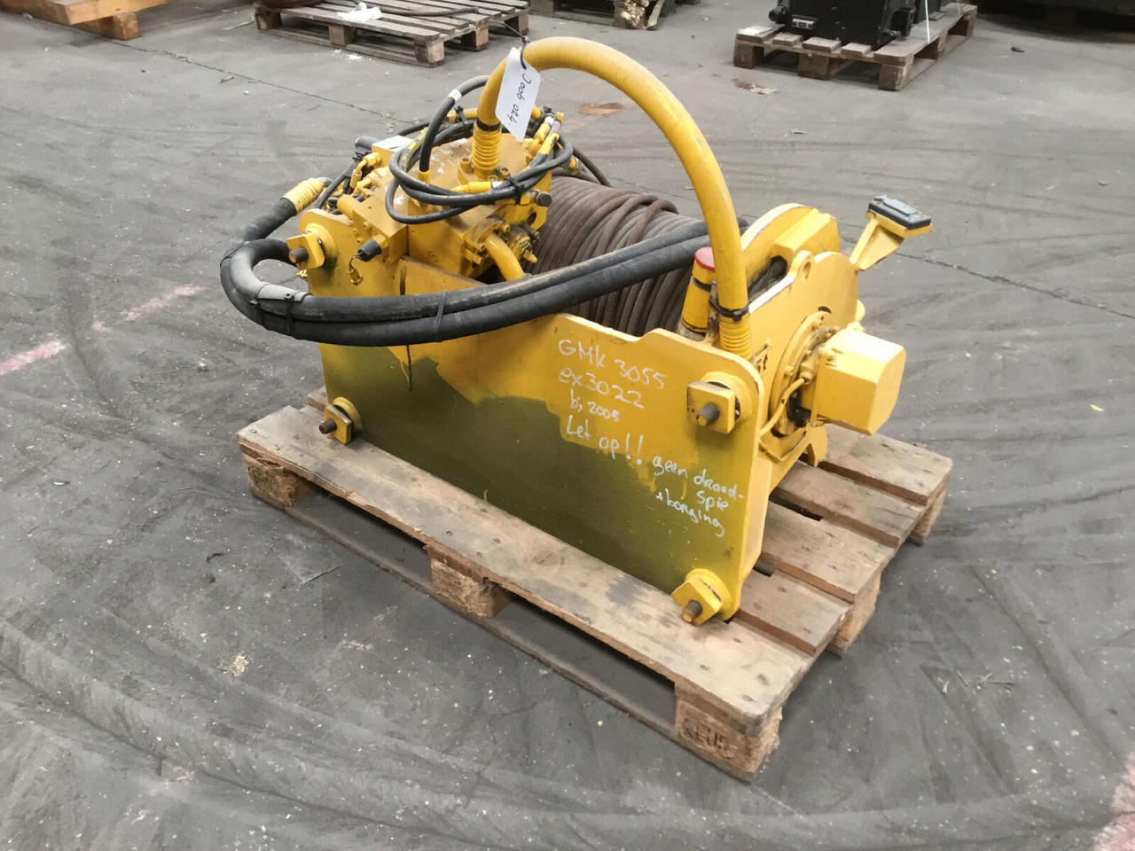 Grove GMK 3055 winch - Tay quay cho Cẩu bánh lốp: hình 3 Grove GMK 3055 winch - Tay quay cho Cẩu bánh lốp: hình 3