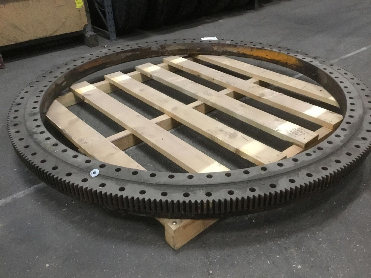 Grove GMK 5200 slew ring - Vòng bánh răng xoay cho Cẩu bánh lốp: hình 2 Grove GMK 5200 slew ring - Vòng bánh răng xoay cho Cẩu bánh lốp: hình 2