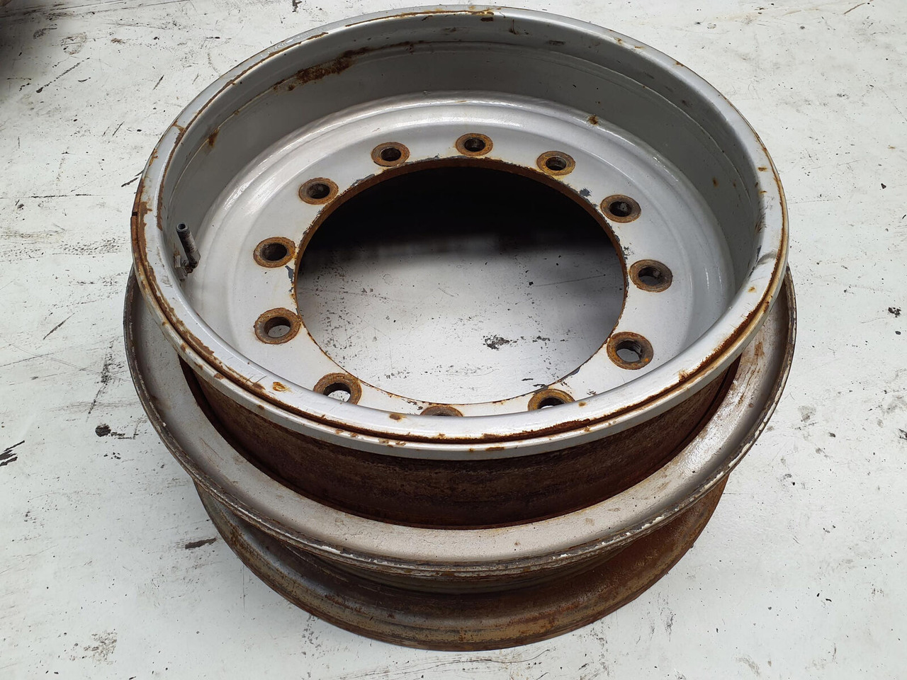 Grove Rim 445/95R25 12 14.5 3p - Vành cho Cần cẩu: hình 1 Grove Rim 445/95R25 12 14.5 3p - Vành cho Cần cẩu: hình 1