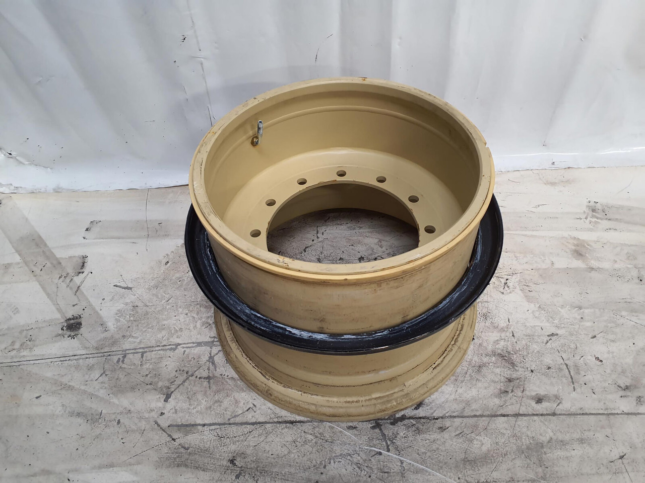 Grove Rim 525/80R25 12 20.5 3p - Vành cho Cần cẩu: hình 1 Grove Rim 525/80R25 12 20.5 3p - Vành cho Cần cẩu: hình 1