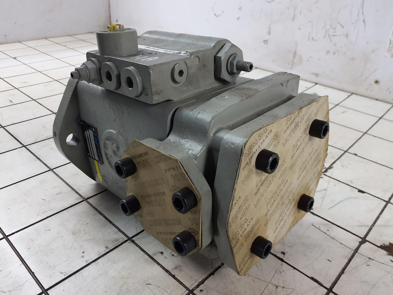 Hydromatik KMK 3045 / 4070 pump Hydromatik - Bơm thủy lực cho Cẩu bánh lốp: hình 3 Hydromatik KMK 3045 / 4070 pump Hydromatik - Bơm thủy lực cho Cẩu bánh lốp: hình 3