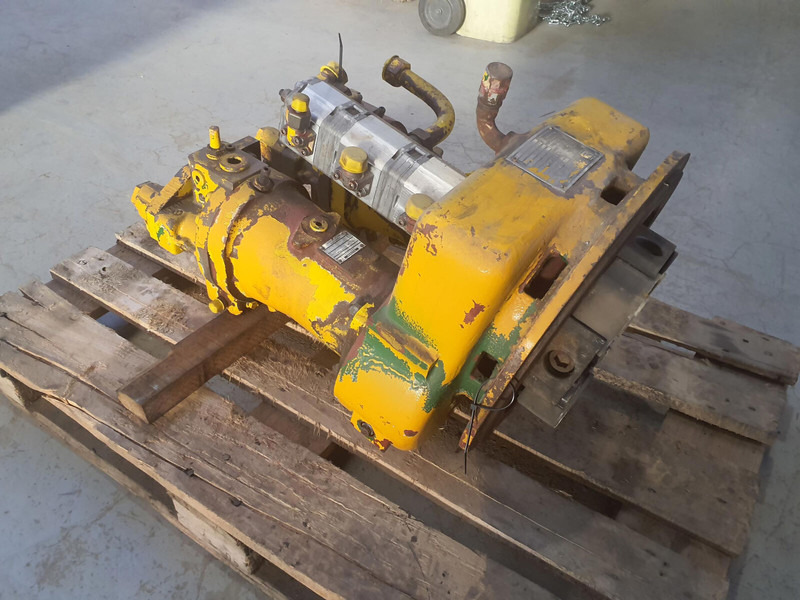 Krupp 70 GMT distributor gear box with pump set - Bơm thủy lực cho Cần cẩu: hình 1 Krupp 70 GMT distributor gear box with pump set - Bơm thủy lực cho Cần cẩu: hình 1