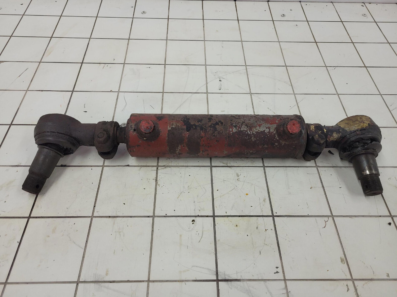 Krupp 70 GMT steering cylinder - Xi lanh thủy lực cho Cẩu bánh lốp: hình 4 Krupp 70 GMT steering cylinder - Xi lanh thủy lực cho Cẩu bánh lốp: hình 4