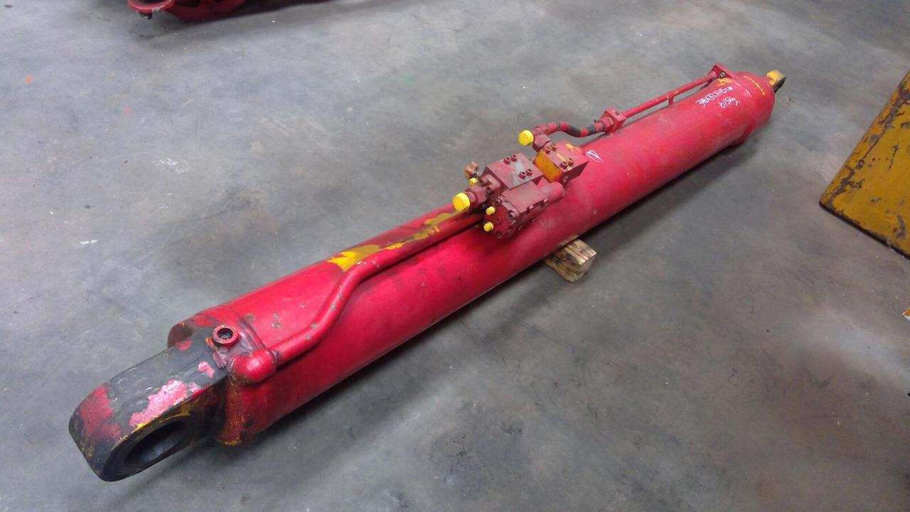 Krupp KMK 3045 boom cylinder - Xi lanh thủy lực cho Cẩu bánh lốp: hình 2 Krupp KMK 3045 boom cylinder - Xi lanh thủy lực cho Cẩu bánh lốp: hình 2