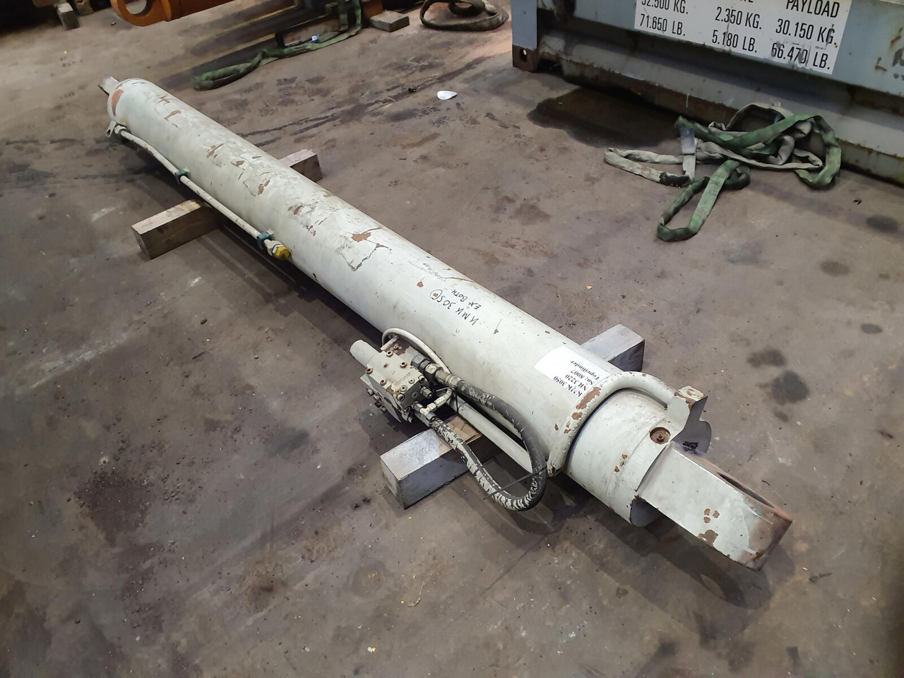 Krupp KMK 3050 Boom cylinder - Xi lanh thủy lực cho Cẩu bánh lốp: hình 3 Krupp KMK 3050 Boom cylinder - Xi lanh thủy lực cho Cẩu bánh lốp: hình 3