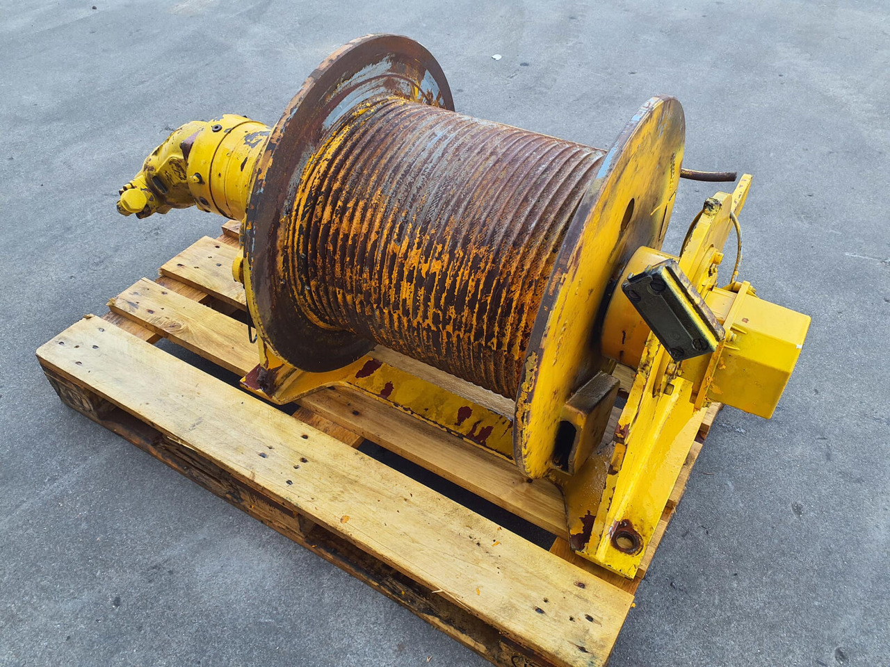 Krupp KMK 3050 winch 2 - Tay quay cho Cẩu bánh lốp: hình 4 Krupp KMK 3050 winch 2 - Tay quay cho Cẩu bánh lốp: hình 4