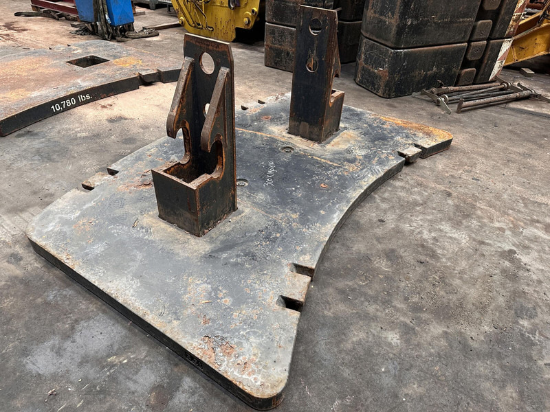 Krupp KMK 5160 counterweight 3,2 ton - Đối trọng cho Máy móc xây dựng: hình 3 Krupp KMK 5160 counterweight 3,2 ton - Đối trọng cho Máy móc xây dựng: hình 3
