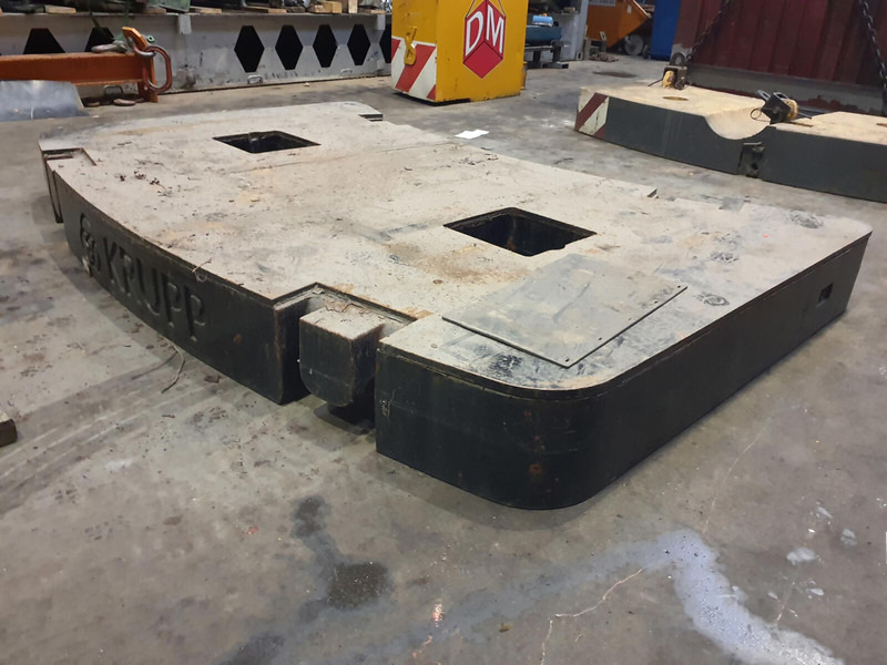 Krupp KMK 5160 counterweight 9,5t - Đối trọng cho Máy móc xây dựng: hình 1 Krupp KMK 5160 counterweight 9,5t - Đối trọng cho Máy móc xây dựng: hình 1