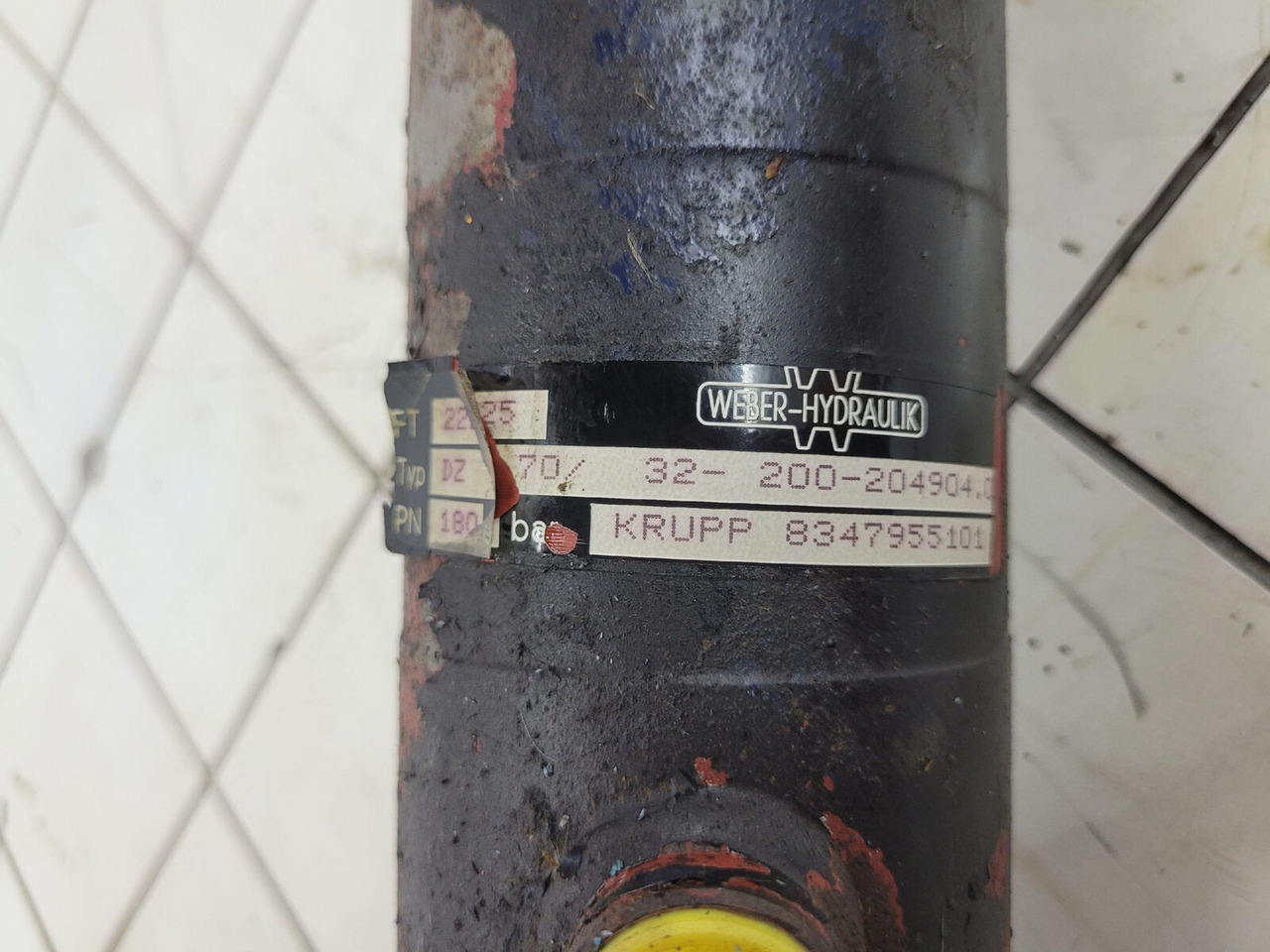 Krupp steering cylinder - Xi lanh thủy lực cho Cẩu bánh lốp: hình 5 Krupp steering cylinder - Xi lanh thủy lực cho Cẩu bánh lốp: hình 5
