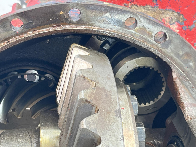 Liebherr LTM 1090 drive through diff 13x35 axle 4 - Bộ vi sai cho Cần cẩu: hình 5 Liebherr LTM 1090 drive through diff 13x35 axle 4 - Bộ vi sai cho Cần cẩu: hình 5