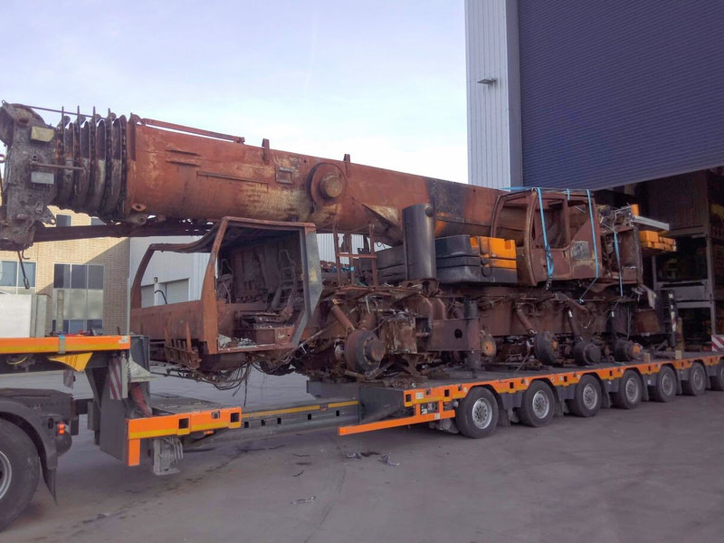 Liebherr LTM 1100-5.2 - Cần cẩu mọi địa hình: hình 1 Liebherr LTM 1100-5.2 - Cần cẩu mọi địa hình: hình 1
