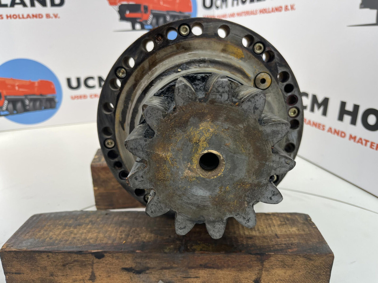 Liebherr LTM 1130-5.1 Slewing gear - Mô tơ quay toa cho Cẩu bánh lốp: hình 5 Liebherr LTM 1130-5.1 Slewing gear - Mô tơ quay toa cho Cẩu bánh lốp: hình 5