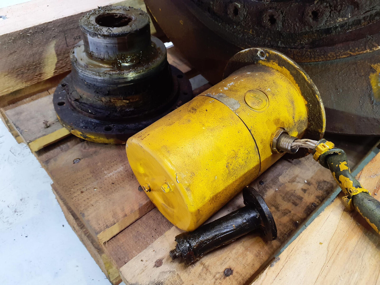 Liebherr LTM 1160-2 complete 1e winch - Tay quay cho Cẩu bánh lốp: hình 5 Liebherr LTM 1160-2 complete 1e winch - Tay quay cho Cẩu bánh lốp: hình 5