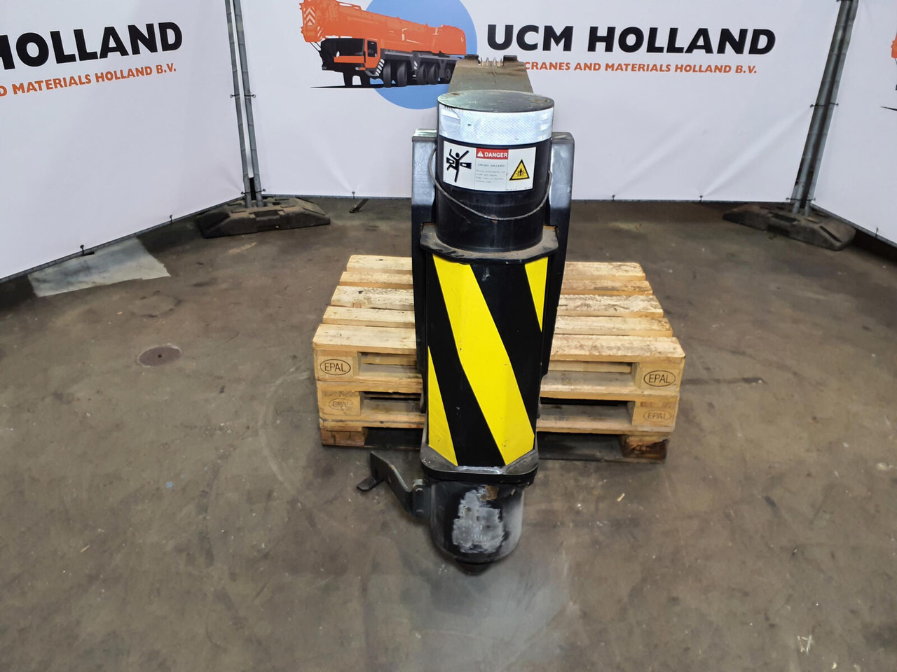 Liebherr LTM 1200/1 sliding beam rear pre assembled - Hệ thống treo cho Cần cẩu: hình 5 Liebherr LTM 1200/1 sliding beam rear pre assembled - Hệ thống treo cho Cần cẩu: hình 5