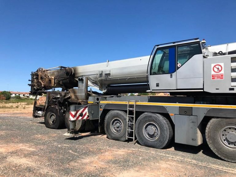 Liebherr LTM 1250-6.1 - Cần cẩu mọi địa hình: hình 4 Liebherr LTM 1250-6.1 - Cần cẩu mọi địa hình: hình 4