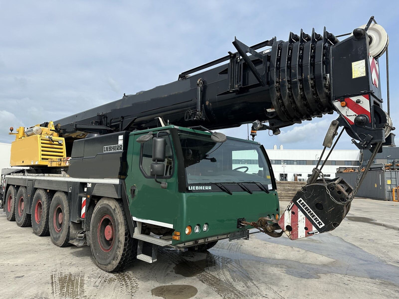 Liebherr Liebherr LTM 1130-5.1 - Cần cẩu mọi địa hình: hình 1 Liebherr Liebherr LTM 1130-5.1 - Cần cẩu mọi địa hình: hình 1