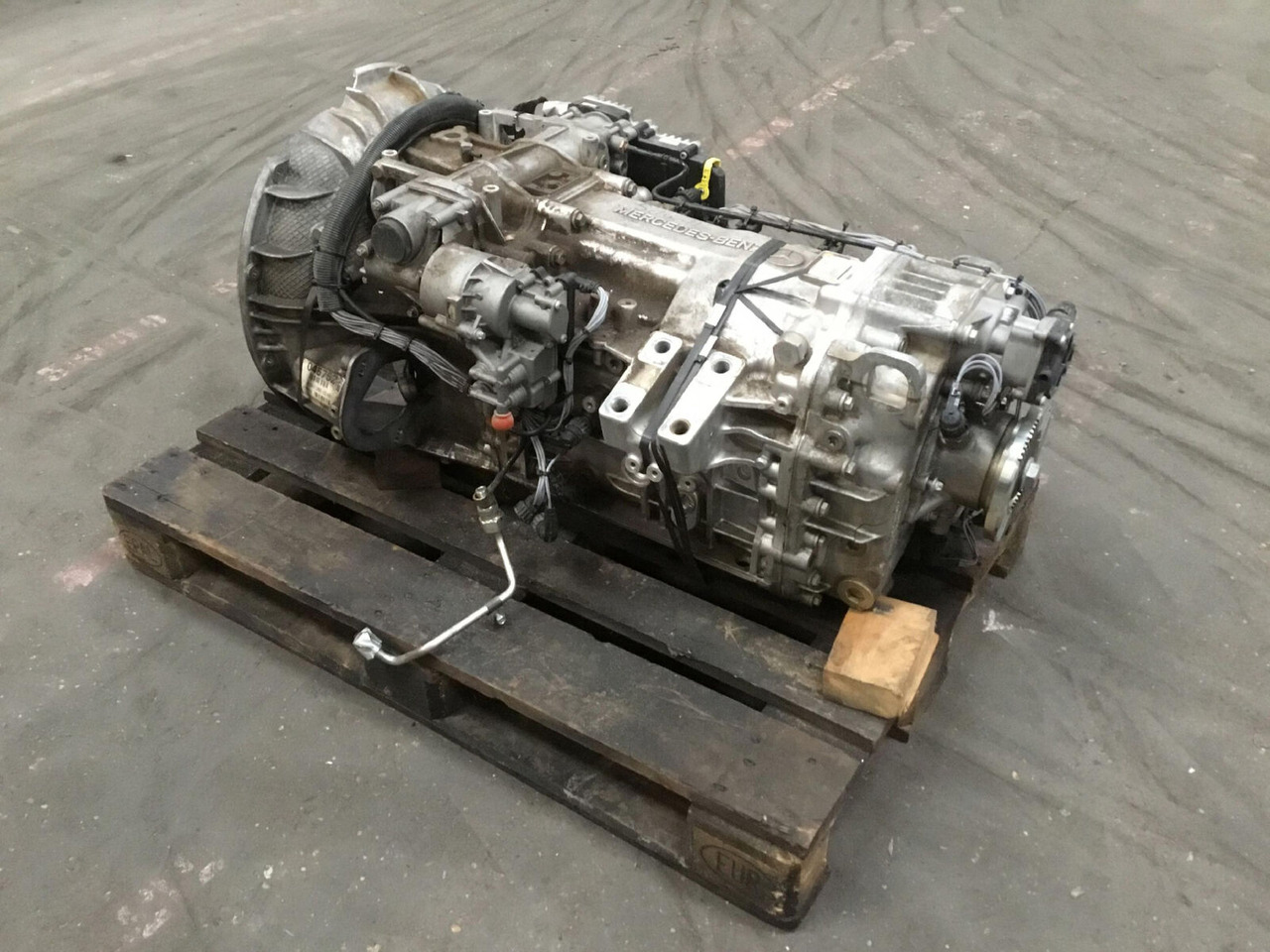 Mercedes-Benz GMK 4100, 4100-L, 5095, 5110-1, 5130 -2 gearbox G240-16 - Hộp số cho Cẩu bánh lốp: hình 4 Mercedes-Benz GMK 4100, 4100-L, 5095, 5110-1, 5130 -2 gearbox G240-16 - Hộp số cho Cẩu bánh lốp: hình 4