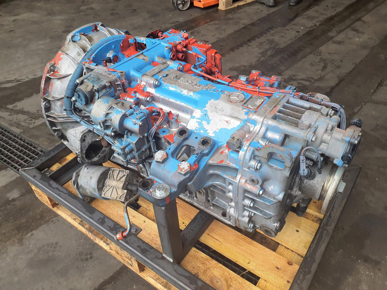 Mercedes-Benz GMK 5130-1 gearbox Mercedes G240-16 - Hộp số cho Cẩu bánh lốp: hình 3 Mercedes-Benz GMK 5130-1 gearbox Mercedes G240-16 - Hộp số cho Cẩu bánh lốp: hình 3
