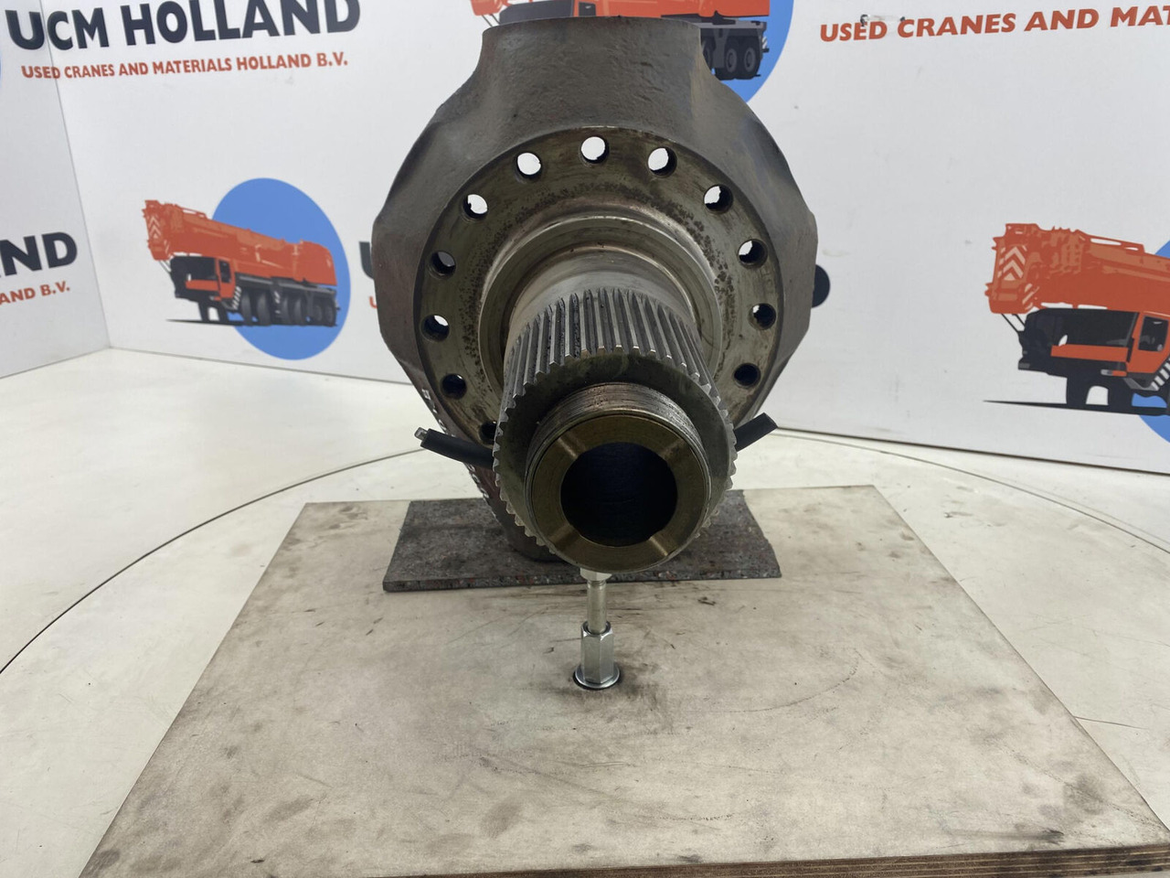 PPM 250 ATT Steering knuckle 16 holes axle 1 - Ngõng moay ơ cho Cẩu bánh lốp: hình 2 PPM 250 ATT Steering knuckle 16 holes axle 1 - Ngõng moay ơ cho Cẩu bánh lốp: hình 2