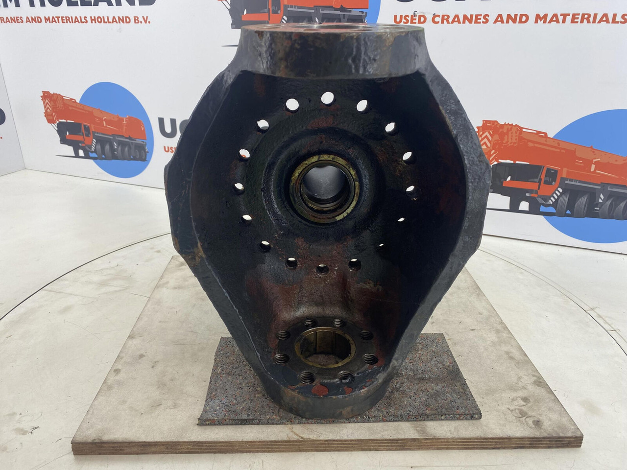 PPM 250 ATT Steering knuckle 16 holes axle 1 - Ngõng moay ơ cho Cẩu bánh lốp: hình 5 PPM 250 ATT Steering knuckle 16 holes axle 1 - Ngõng moay ơ cho Cẩu bánh lốp: hình 5