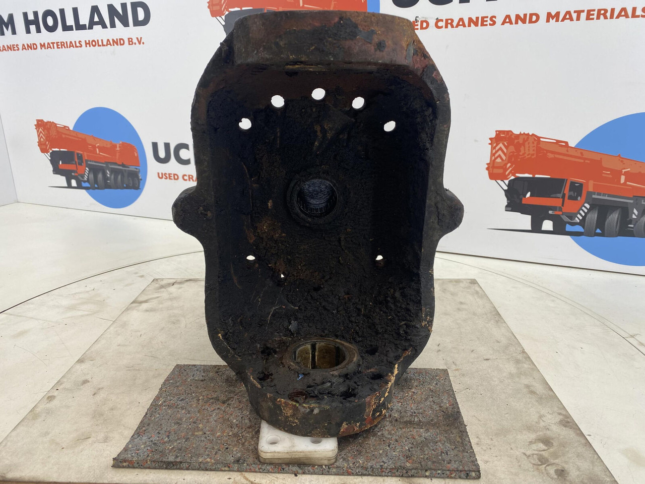 PPM 280 ATT Steering knuckle 16 holes axle 2 - Ngõng moay ơ cho Cần cẩu: hình 5 PPM 280 ATT Steering knuckle 16 holes axle 2 - Ngõng moay ơ cho Cần cẩu: hình 5