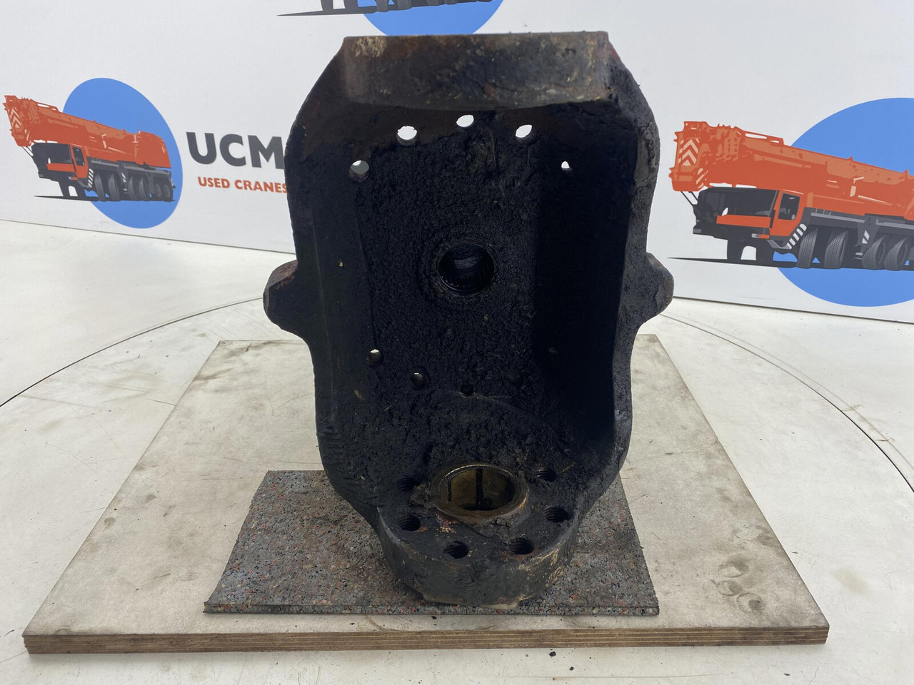 PPM 280 ATT Steering knuckle 16 holes axle 2 - Ngõng moay ơ cho Cần cẩu: hình 5 PPM 280 ATT Steering knuckle 16 holes axle 2 - Ngõng moay ơ cho Cần cẩu: hình 5