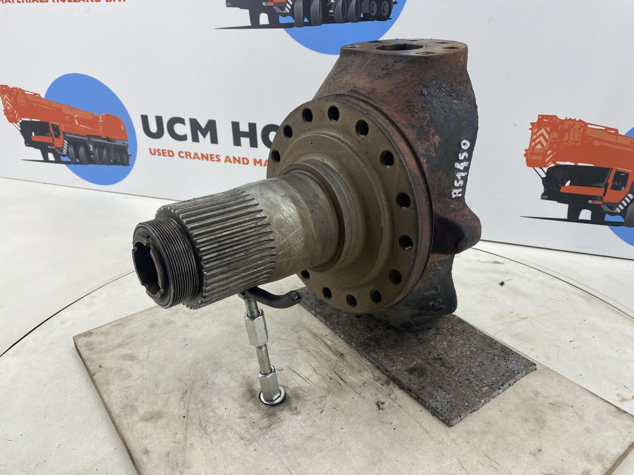 PPM 280 ATT Steering knuckle 16 holes axle 2 - Ngõng moay ơ cho Cần cẩu: hình 1 PPM 280 ATT Steering knuckle 16 holes axle 2 - Ngõng moay ơ cho Cần cẩu: hình 1