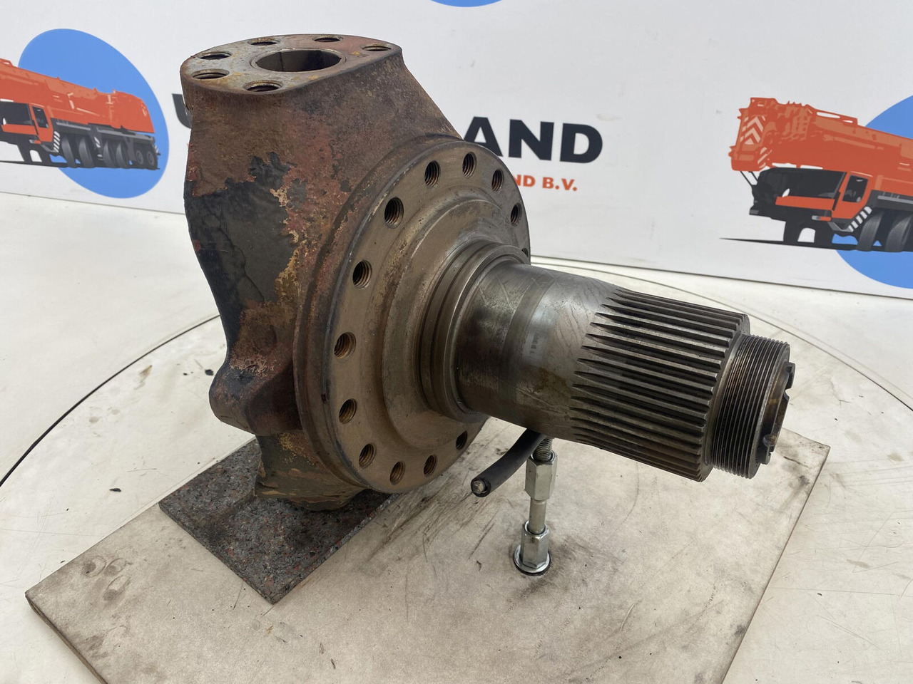 PPM 280 ATT Steering knuckle 16 holes axle 2 - Ngõng moay ơ cho Cần cẩu: hình 3 PPM 280 ATT Steering knuckle 16 holes axle 2 - Ngõng moay ơ cho Cần cẩu: hình 3