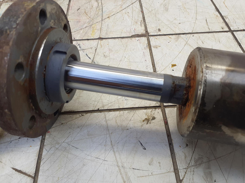 Grove GMK 3055 turn table locking - Phụ tùng cho Cần cẩu: hình 5 Grove GMK 3055 turn table locking - Phụ tùng cho Cần cẩu: hình 5