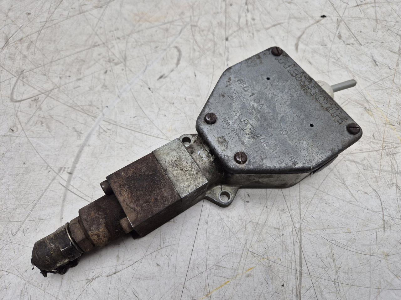 Rexroth Rexroth Pressure Switch HED-1-0A-40/350-L24 - Linh kiện điện cho Cần cẩu: hình 2 Rexroth Rexroth Pressure Switch HED-1-0A-40/350-L24 - Linh kiện điện cho Cần cẩu: hình 2